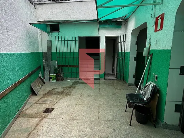 Casa para alugar, no bairro Barro Preto em Belo Horizonte