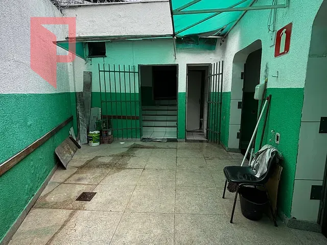 Casa para alugar, no bairro Barro Preto em Belo Horizonte