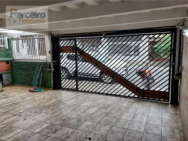 Casa com 330m² 5 quartos e 4 banheiros, à venda, no bairro Vila Brasilina em São Paulo