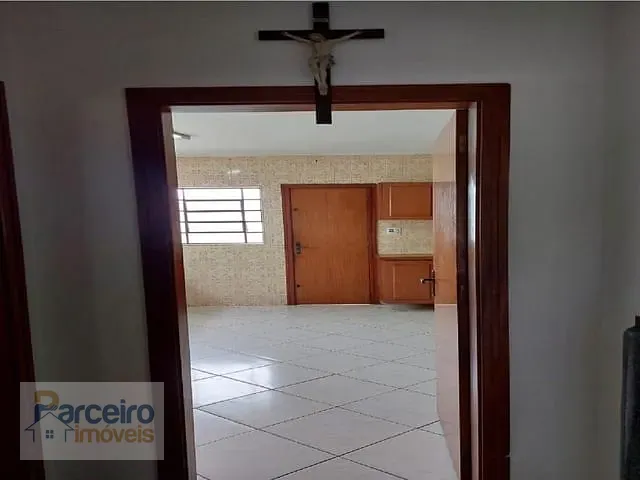 Casa com 330m² 5 quartos e 4 banheiros, à venda, no bairro Vila Brasilina em São Paulo