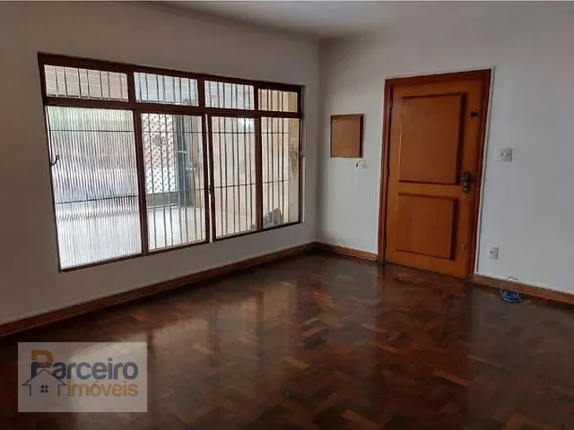 Casa com 330m² 5 quartos e 4 banheiros, à venda, no bairro Vila Brasilina em São Paulo