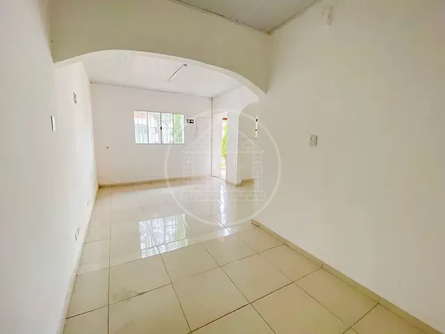Casa com 240m², à venda, no bairro Vila Santo Antônio em São Paulo