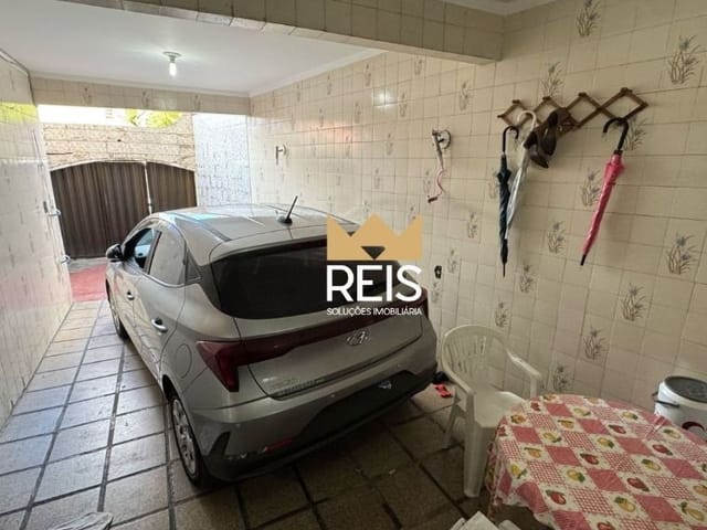 Casa com 461m² 2 quartos e 1 banheiro, à venda, no bairro Campo Grande em Rio de Janeiro