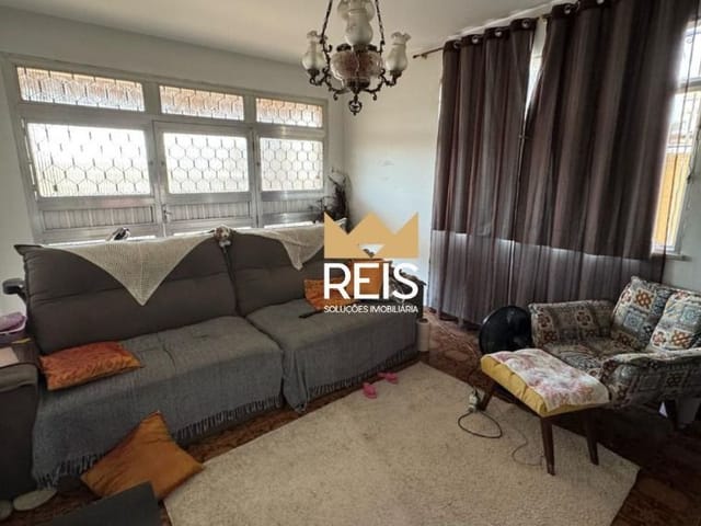 Casa com 461m² 2 quartos e 1 banheiro, à venda, no bairro Campo Grande em Rio de Janeiro