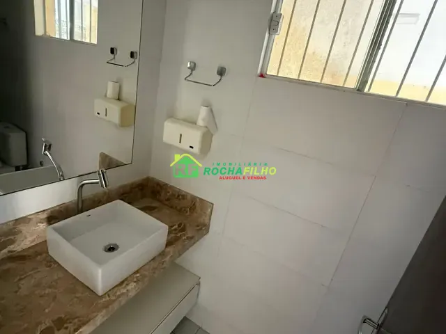 Casa 3 quartos e 2 banheiros, para alugar, no bairro Jóquei em Teresina