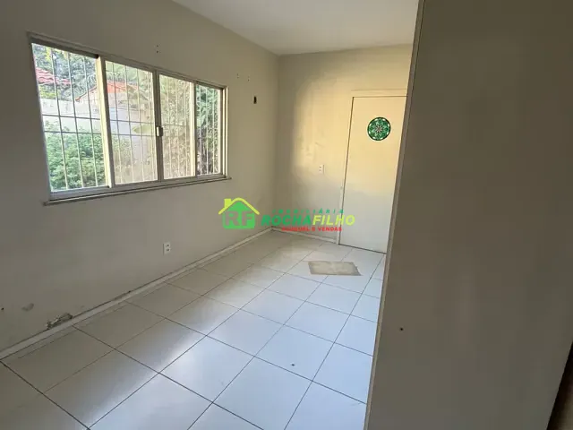 Casa 3 quartos e 2 banheiros, para alugar, no bairro Jóquei em Teresina
