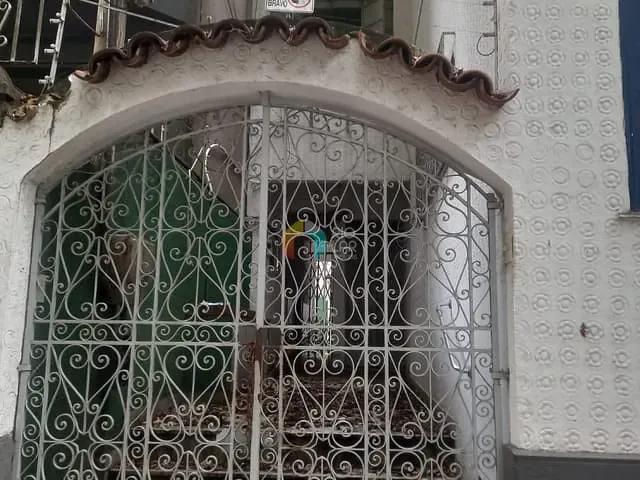 Casa com 300m² 5 quartos e 5 banheiros, à venda, no bairro Santa Teresa em Rio de Janeiro