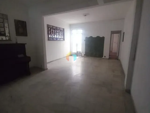 Casa com 300m² 5 quartos e 5 banheiros, à venda, no bairro Santa Teresa em Rio de Janeiro