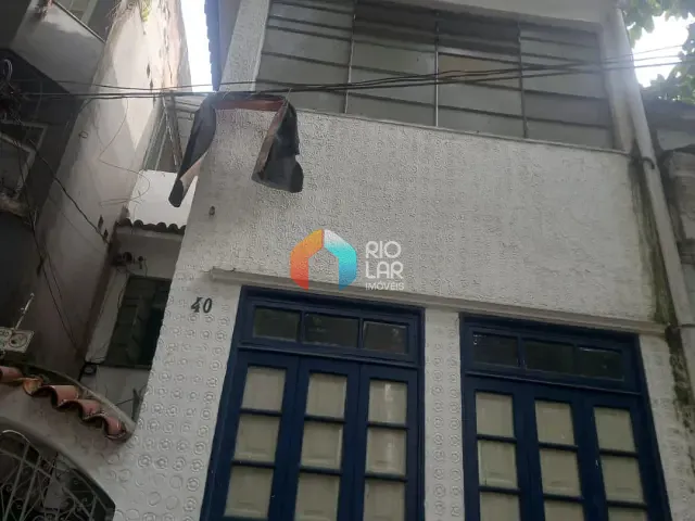 Casa com 300m² 5 quartos e 5 banheiros, à venda, no bairro Santa Teresa em Rio de Janeiro