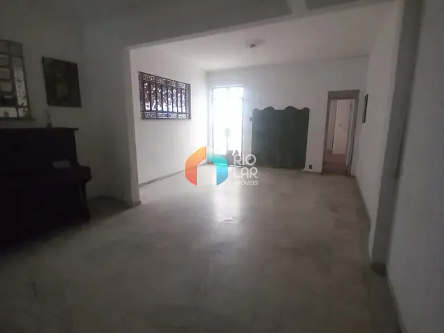 Casa com 300m² 5 quartos e 5 banheiros, à venda, no bairro Santa Teresa em Rio de Janeiro