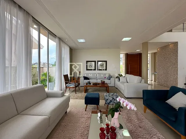 Casa com 700m² 4 quartos e 5 banheiros, à venda, no bairro Condomínio Reserva do Paratehy em São José dos Campos