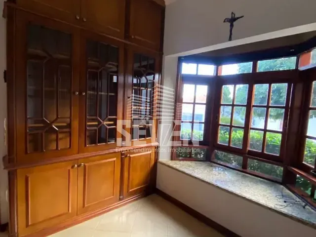 Casa com 500m² 5 quartos e 3 banheiros, à venda, no bairro Samambaia Parque Residencial em Bauru