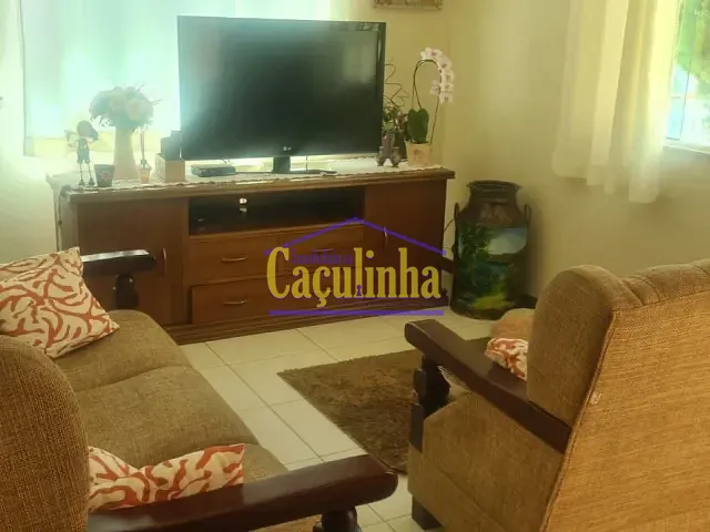 Casa com 367m² 2 quartos e 2 banheiros, à venda, no bairro Doutor Mesquita em Barra do Piraí