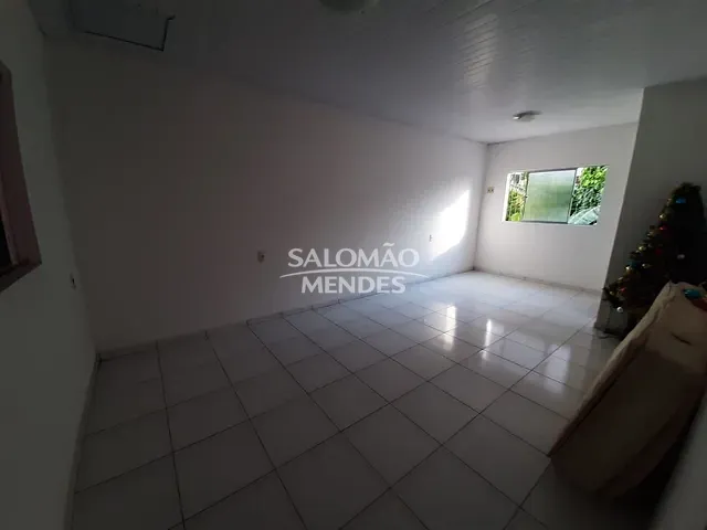 Casa com 300m² 4 quartos e 4 banheiros, à venda, no bairro Pedreira em Belém