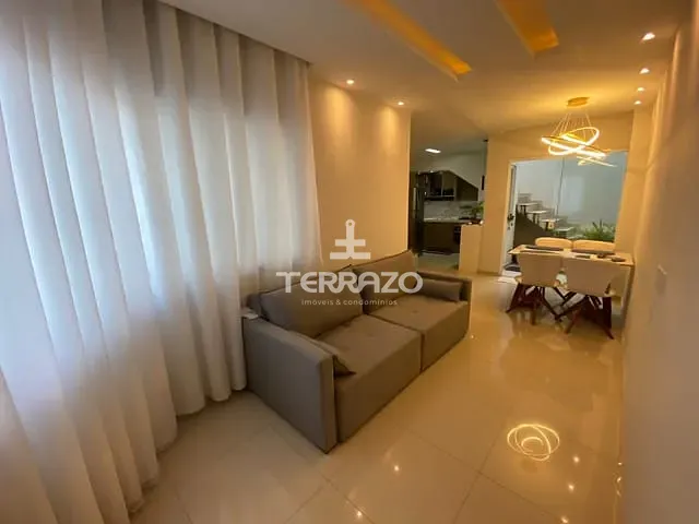 Casa com 100m² 2 quartos e 3 banheiros, à venda, no bairro Água Limpa em Volta Redonda