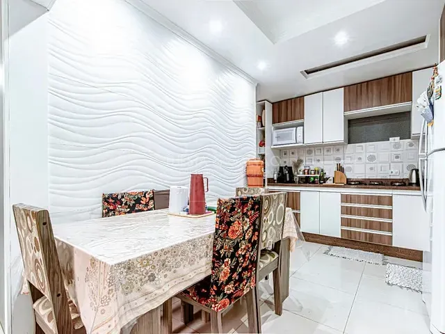 Casa com 108m² 3 quartos e 2 banheiros, à venda, no bairro Paloma em Colombo
