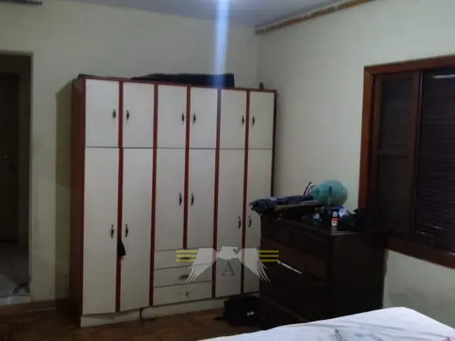 Casa 4 quartos e 3 banheiros, à venda, no bairro Vila Santa Clara em São Paulo