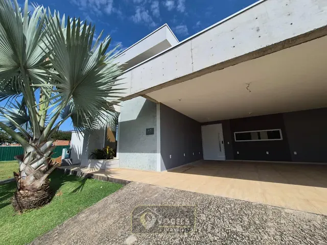 Casa com 405m² 3 quartos e 4 banheiros, para alugar, no bairro Flor da Aldeia em Holambra