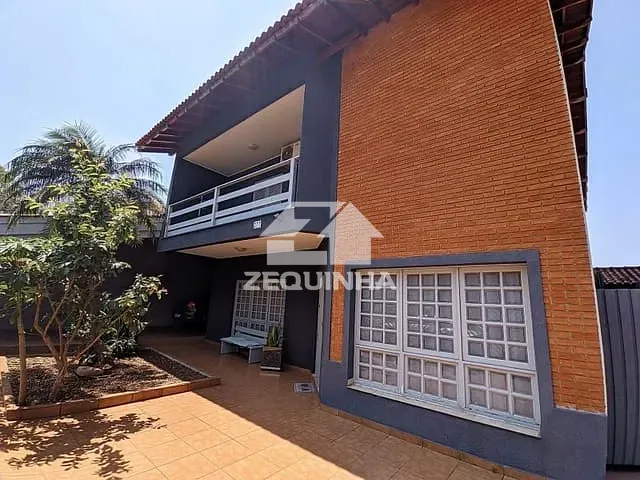 Casa com 382m² 4 quartos e 4 banheiros, à venda, no bairro City Bussocaba em Osasco