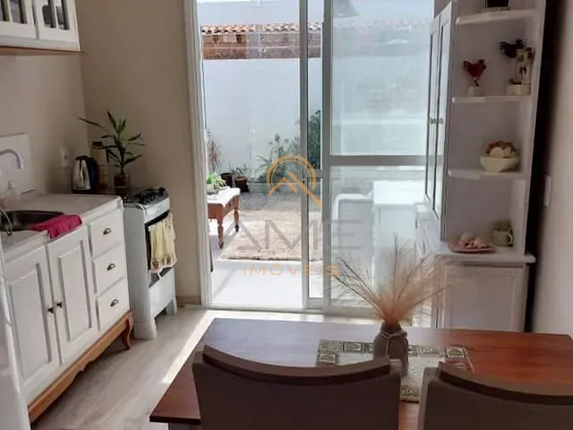 Casa com 70m² 2 quartos e 1 banheiro, à venda, no bairro Parque do Obelisco em Pelotas