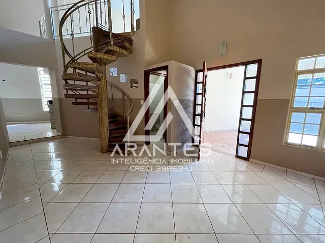Casa 3 quartos e 3 banheiros, à venda, no bairro City Barretos em Barretos