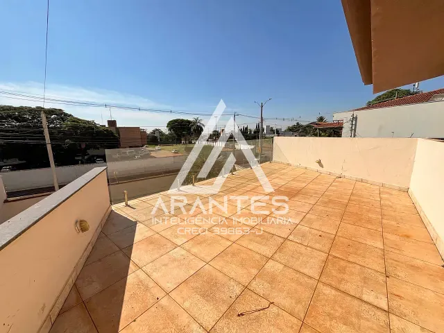 Casa 3 quartos e 3 banheiros, à venda, no bairro City Barretos em Barretos