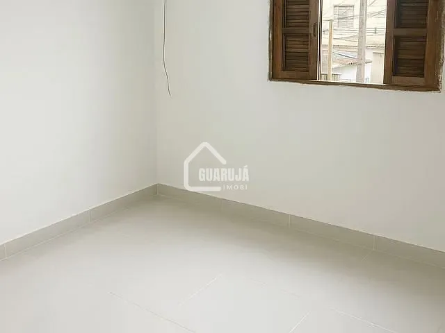 Casa 2 quartos e 2 banheiros, à venda, no bairro Enseada em Guarujá