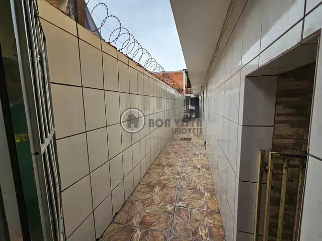 Sobrado com 200m² 3 quartos e 2 banheiros, à venda, no bairro Vila Maluf em Suzano