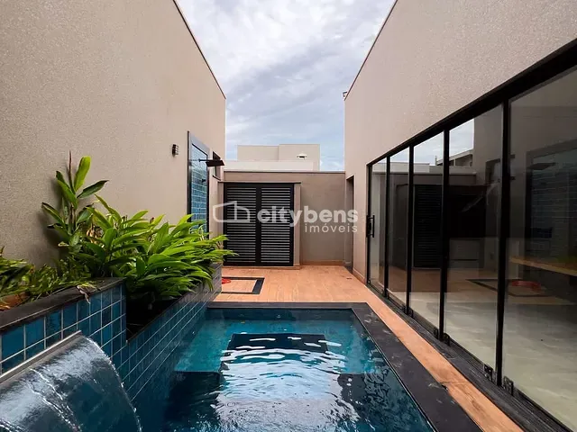 Casa 3 quartos e 2 banheiros, à venda, no bairro Ipanema em Araçatuba