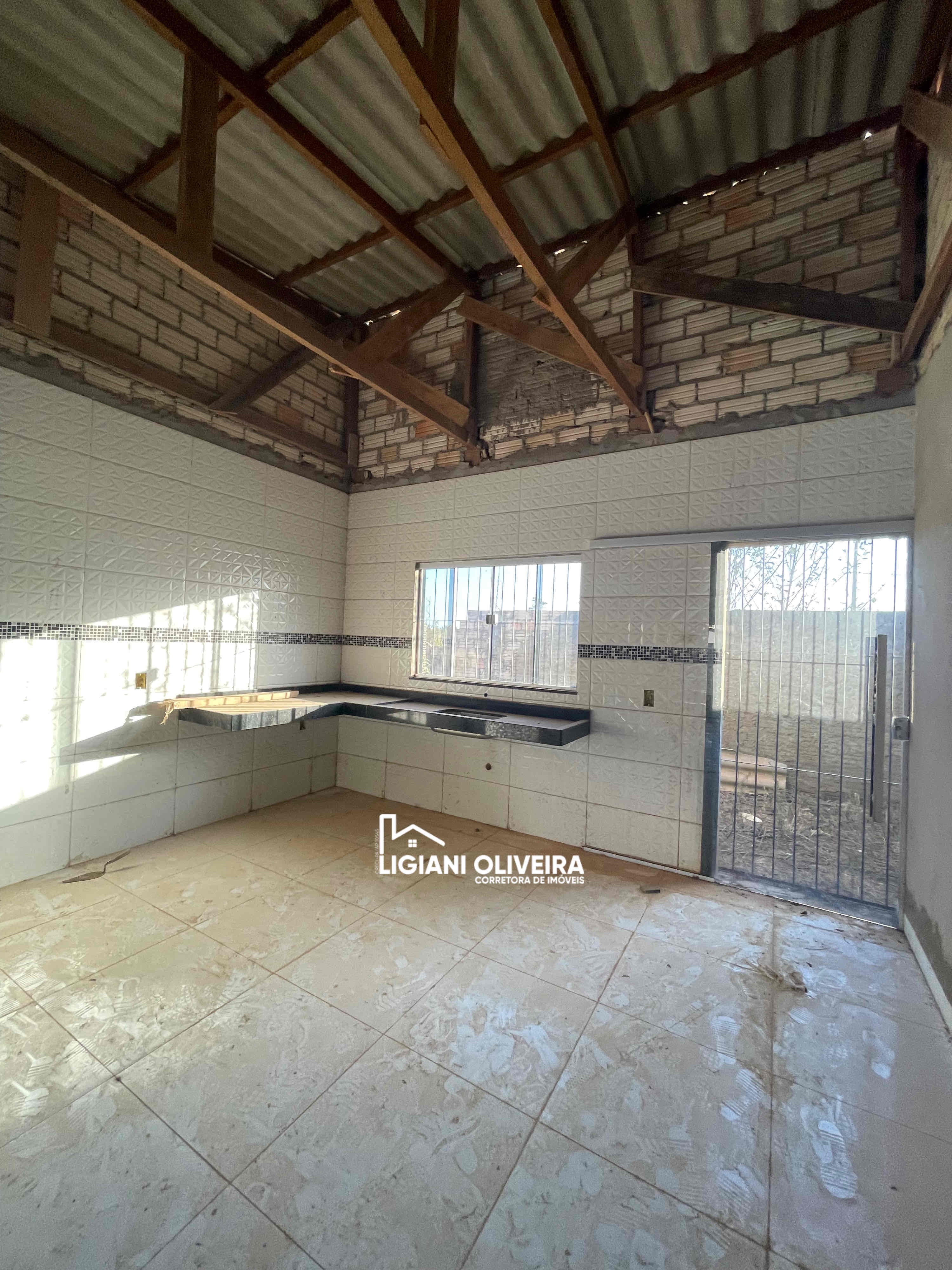 Casa à venda com 2 quartos, 10m² - Foto 3