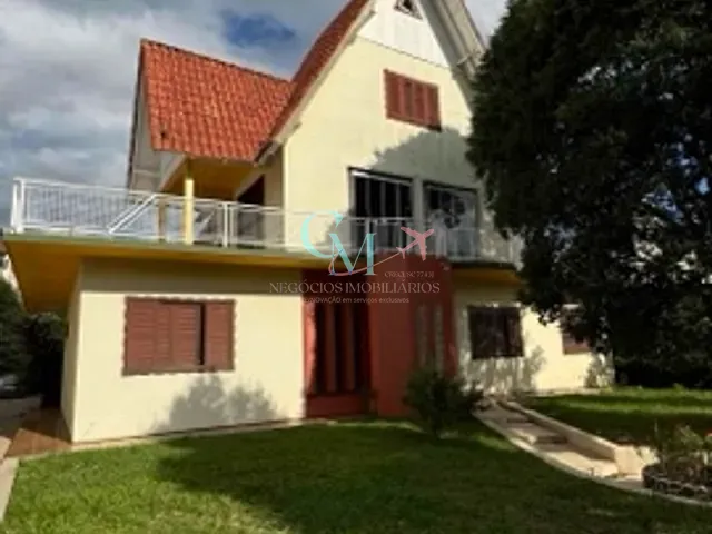 Casa com 794m² 6 quartos e 5 banheiros, à venda, no bairro Centro em Faxinal dos Guedes