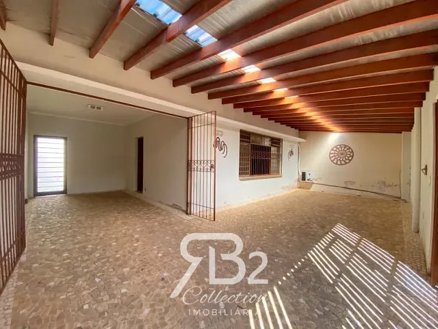 Casa com 280m² 3 quartos e 3 banheiros, à venda, no bairro Vila Papelão em Valinhos