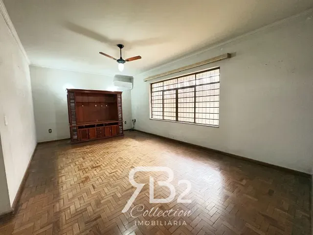 Casa com 280m² 3 quartos e 3 banheiros, à venda, no bairro Vila Papelão em Valinhos