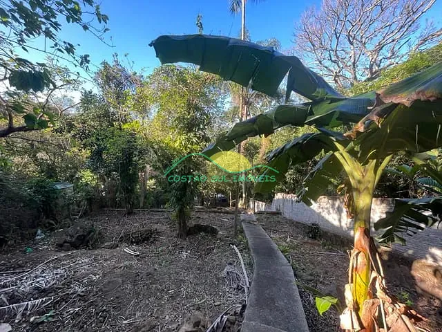 Casa com 960m² 5 quartos e 3 banheiros, à venda, no bairro Pântano do Sul em Florianópolis