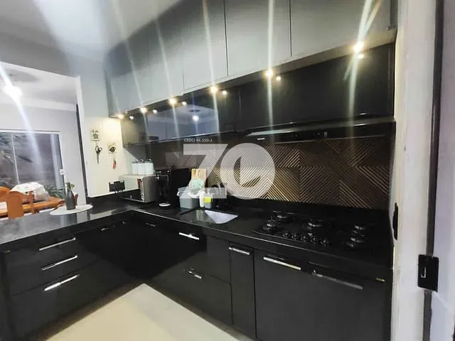 Casa com 286m² 2 quartos e 2 banheiros, à venda, no bairro Conjunto Habitacional Presidente Eurico Gaspar Dutra em Bauru