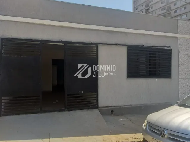 Casa com 330m² 3 quartos e 2 banheiros, para alugar, no bairro Estados Unidos em Uberaba