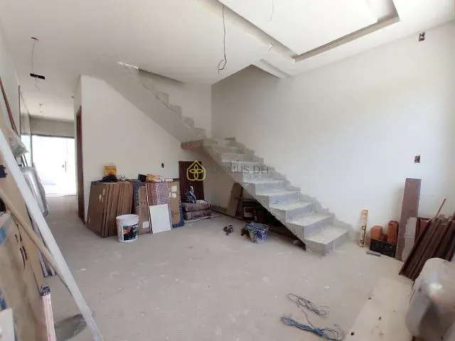 Casa com 120m² 2 quartos e 3 banheiros, à venda, no bairro Roma em Volta Redonda