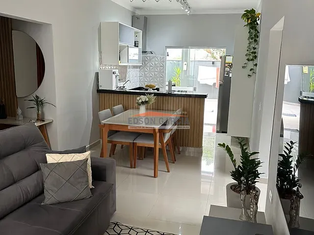 Casa com 184m² 3 quartos e 3 banheiros, à venda, no bairro Loteamento Dinorá Rosa em Sorocaba