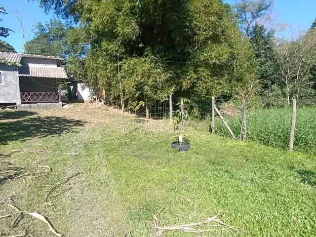 Casa com 528m² 1 quarto e 1 banheiro, à venda, no bairro Parada Ideal em Guapimirim