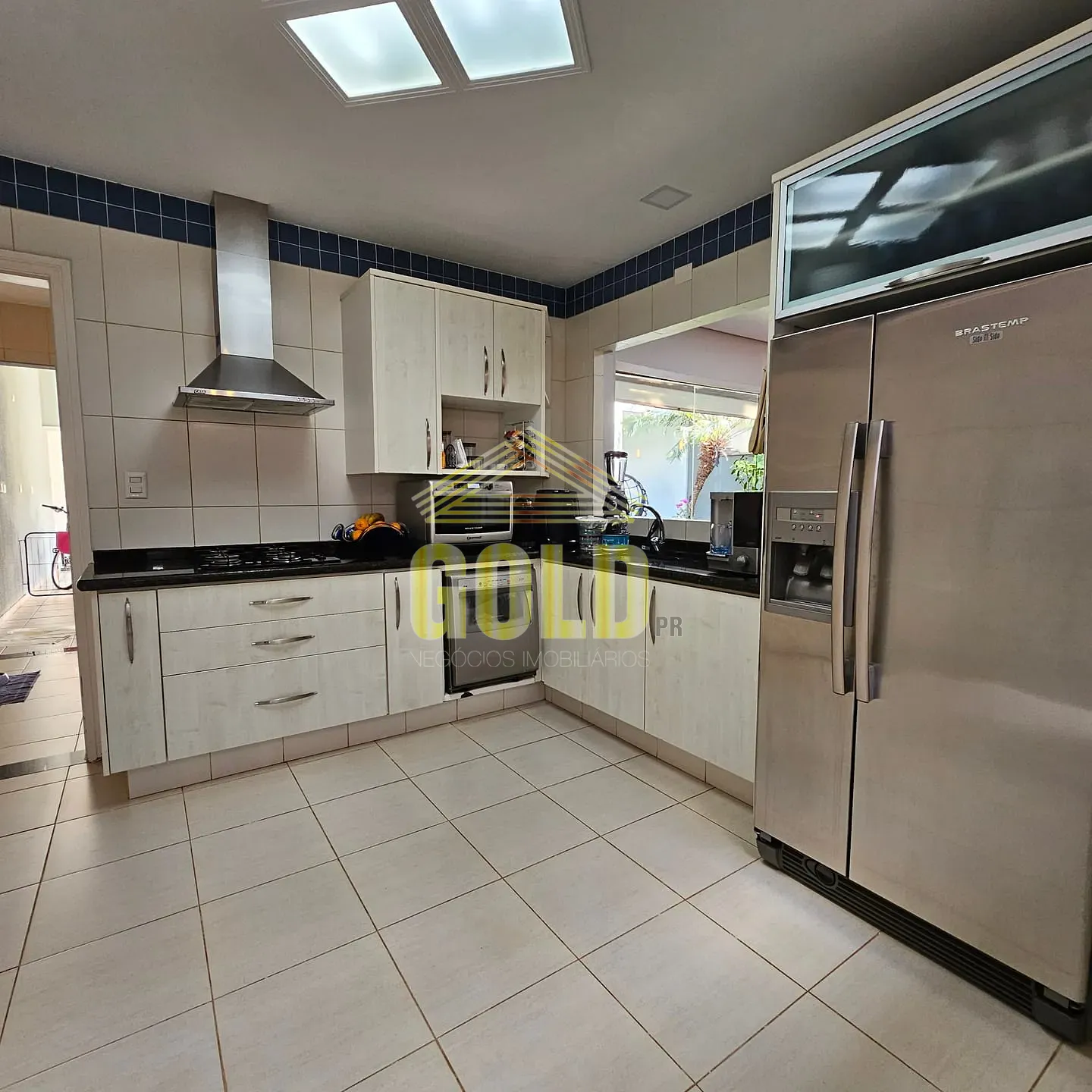 Casa, 4 quartos, 331 m² - Foto 10