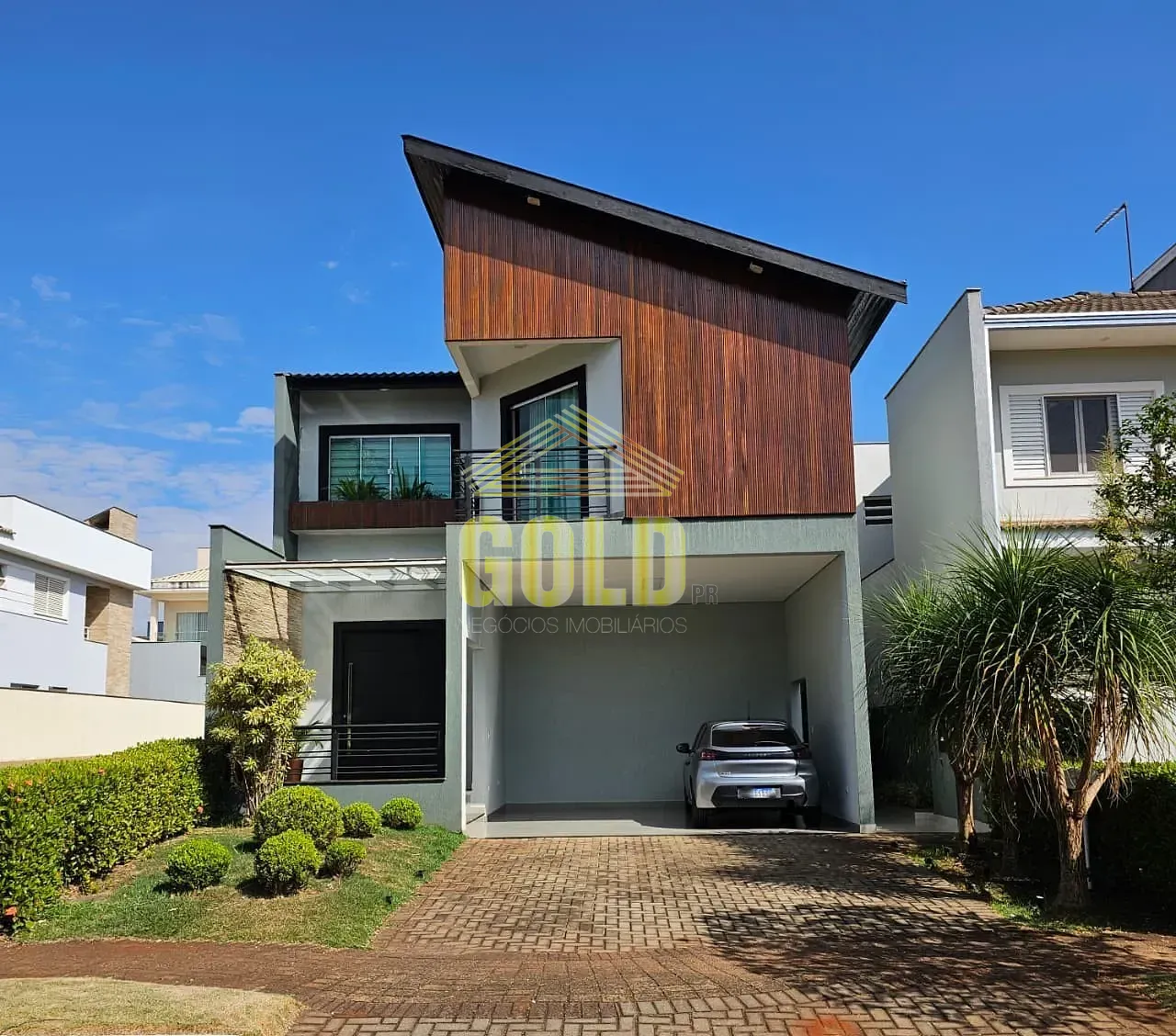 Casa, 4 quartos, 331 m² - Foto 2