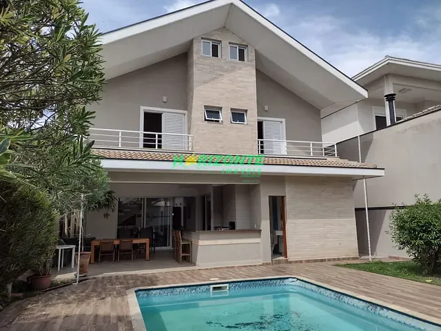 Casa com 420m² 4 quartos e 5 banheiros, à venda, no bairro Urbanova em São José dos Campos