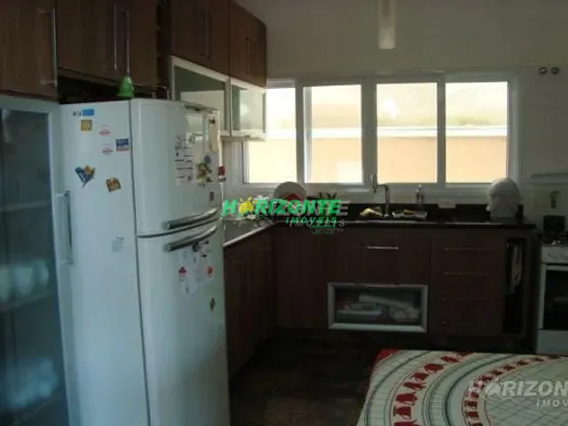 Casa com 420m² 4 quartos e 5 banheiros, à venda, no bairro Urbanova em São José dos Campos