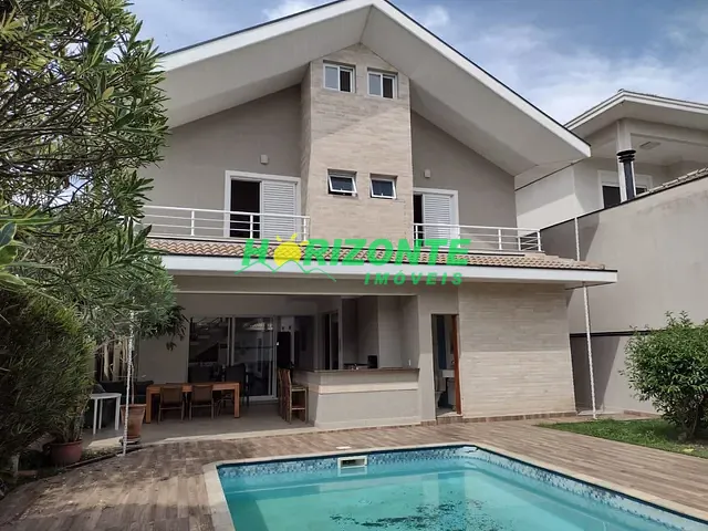 Casa com 420m² 4 quartos e 5 banheiros, à venda, no bairro Urbanova em São José dos Campos