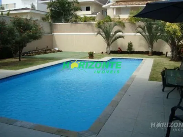 Casa com 420m² 4 quartos e 5 banheiros, à venda, no bairro Urbanova em São José dos Campos