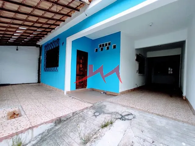 Casa com 185m² 2 quartos e 3 banheiros, à venda, no bairro Zé Garoto em São Gonçalo