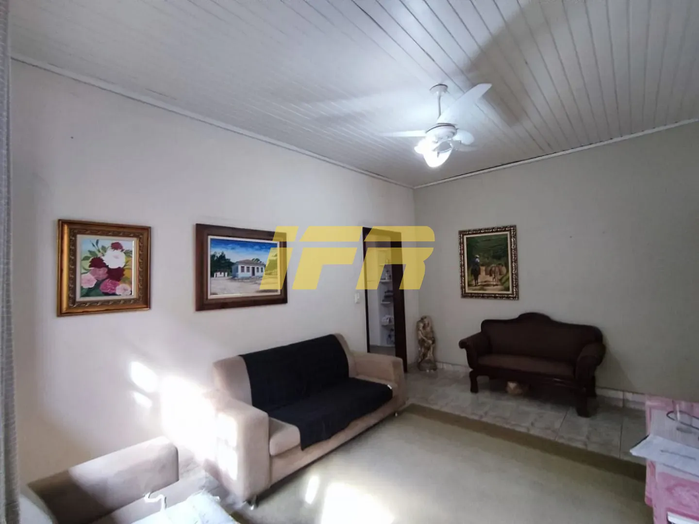 Casa, 6 quartos, 254 m² - Foto 1