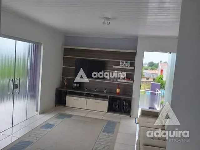 Sobrado com 186m² 4 quartos e 1 banheiro, à venda, no bairro Boa Vista em Ponta Grossa