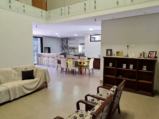 Casa com 324m² 3 quartos e 4 banheiros, à venda, no bairro Parque Residencial do Lago em Votuporanga