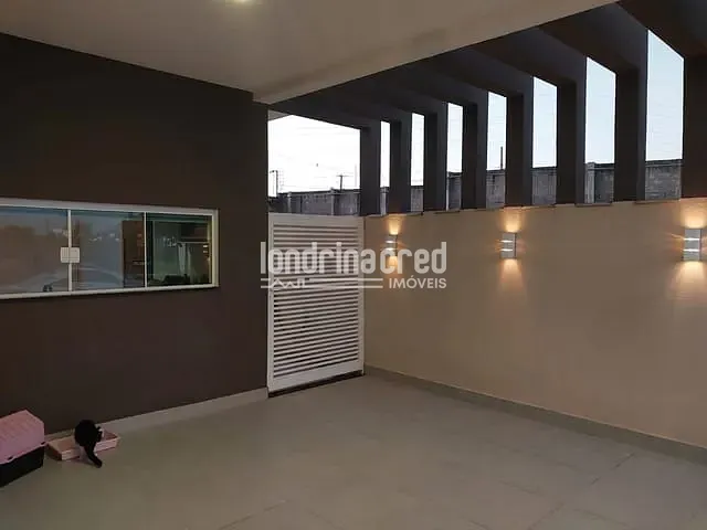 Casa com 259m² 3 quartos e 3 banheiros, à venda, no bairro CONDOMÍNIO ARAÇARI em Londrina